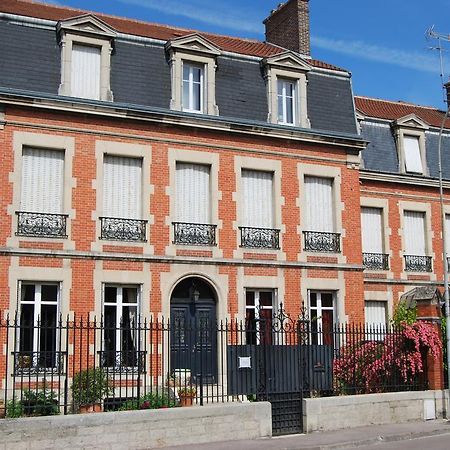 Chambre D'Hotes L'Ambroise Troyes Zewnętrze zdjęcie