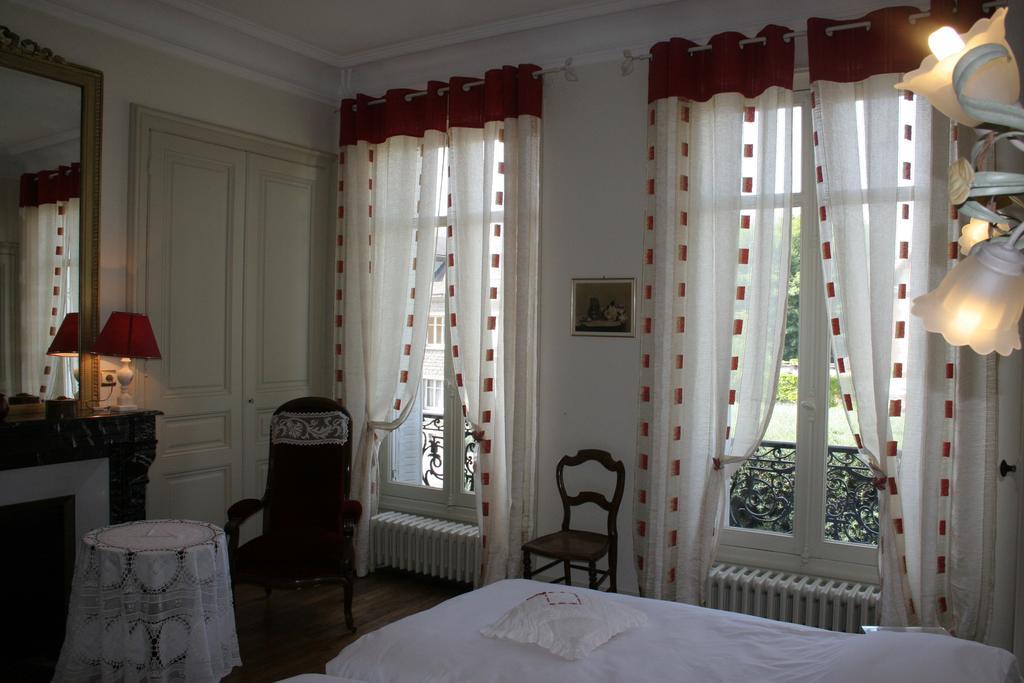 Chambre D'Hotes L'Ambroise Troyes Zewnętrze zdjęcie