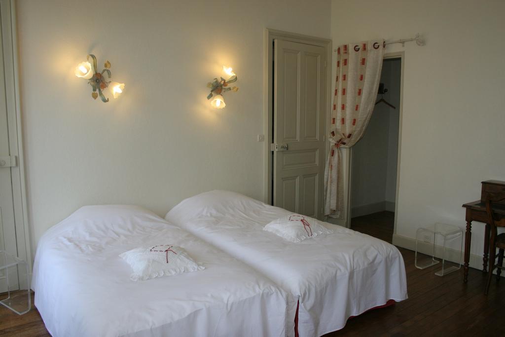 Chambre D'Hotes L'Ambroise Troyes Zewnętrze zdjęcie