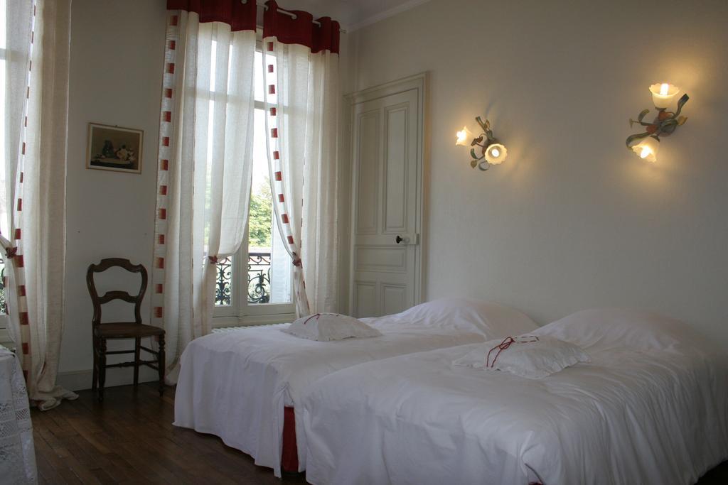 Chambre D'Hotes L'Ambroise Troyes Zewnętrze zdjęcie