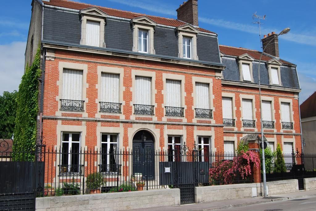Chambre D'Hotes L'Ambroise Troyes Zewnętrze zdjęcie