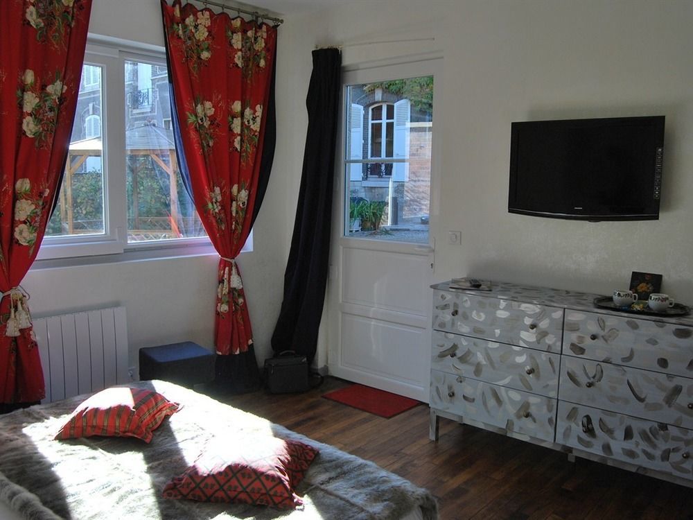 Chambre D'Hotes L'Ambroise Troyes Zewnętrze zdjęcie